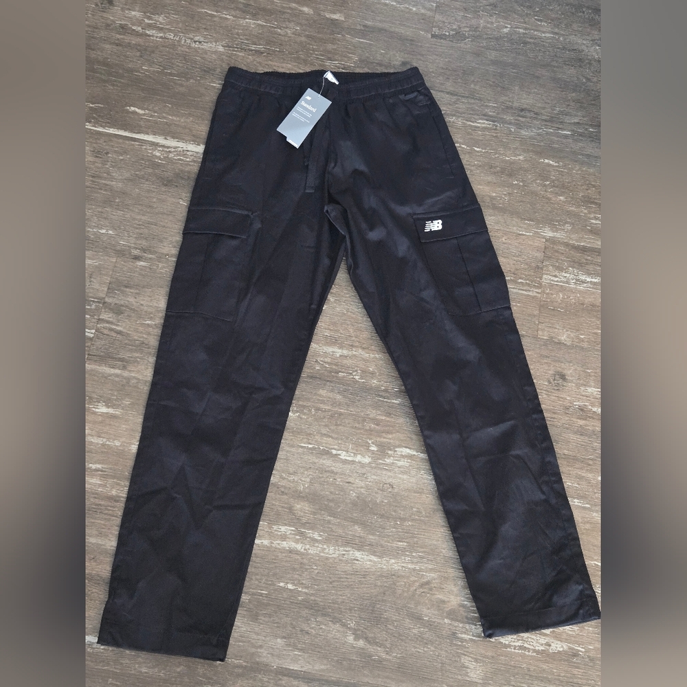 NWT New Balance Men's Black Cargo Pants Size Medium